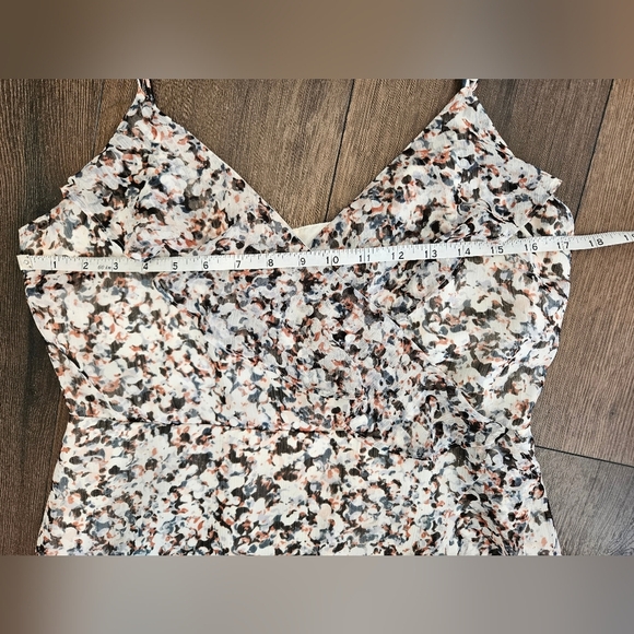 NWT 🔴 Express Floral Hi/Lo Faux Wrap Dress - SIZE M - Picture 11 of 14